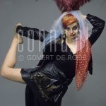 20-02-1984 Nina Hagen at studio in Amsterdam.

[keywords]Posed, Full Length, Eyecontact, Feathers[/keywords]